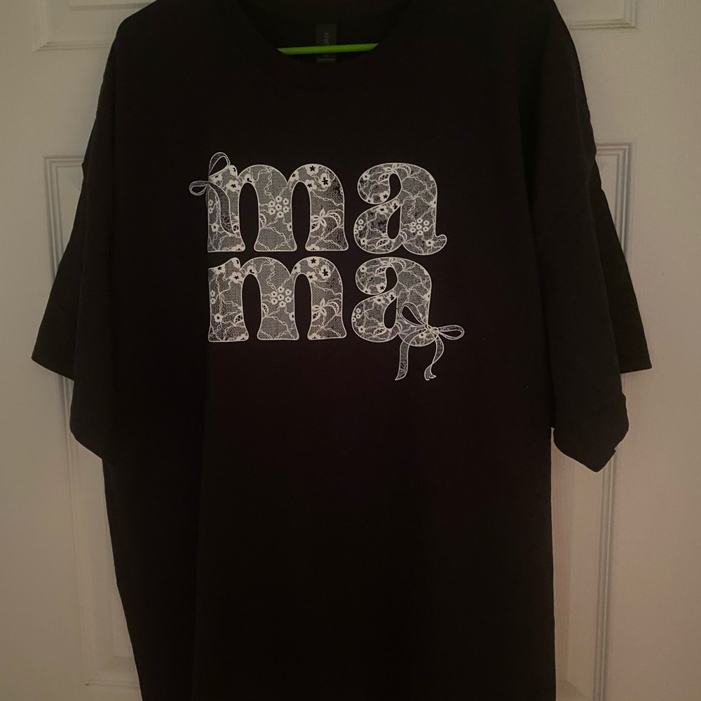 Gildan Black Short Sleeve Tee with White 'Mama' Design